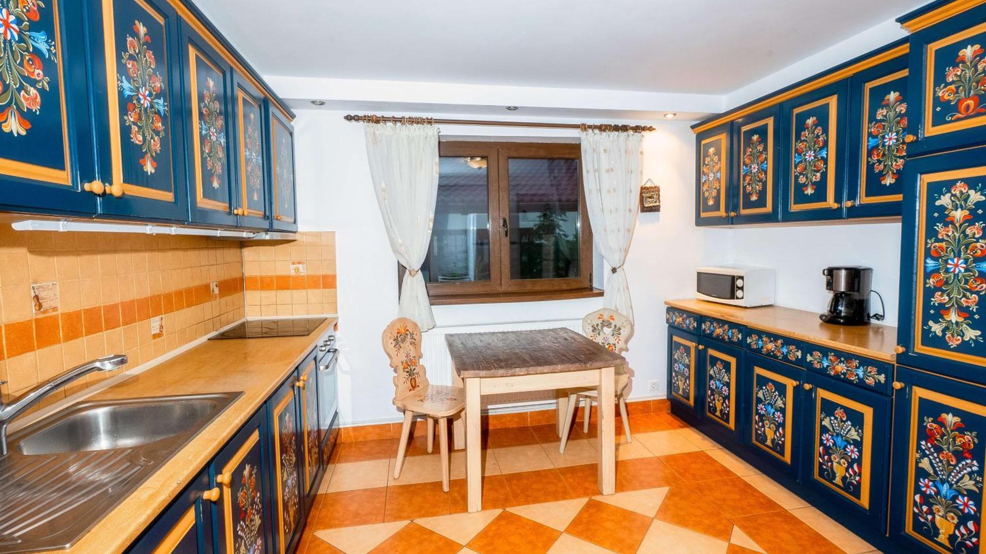 Vila Stefana Пэлтиниш Экстерьер фото