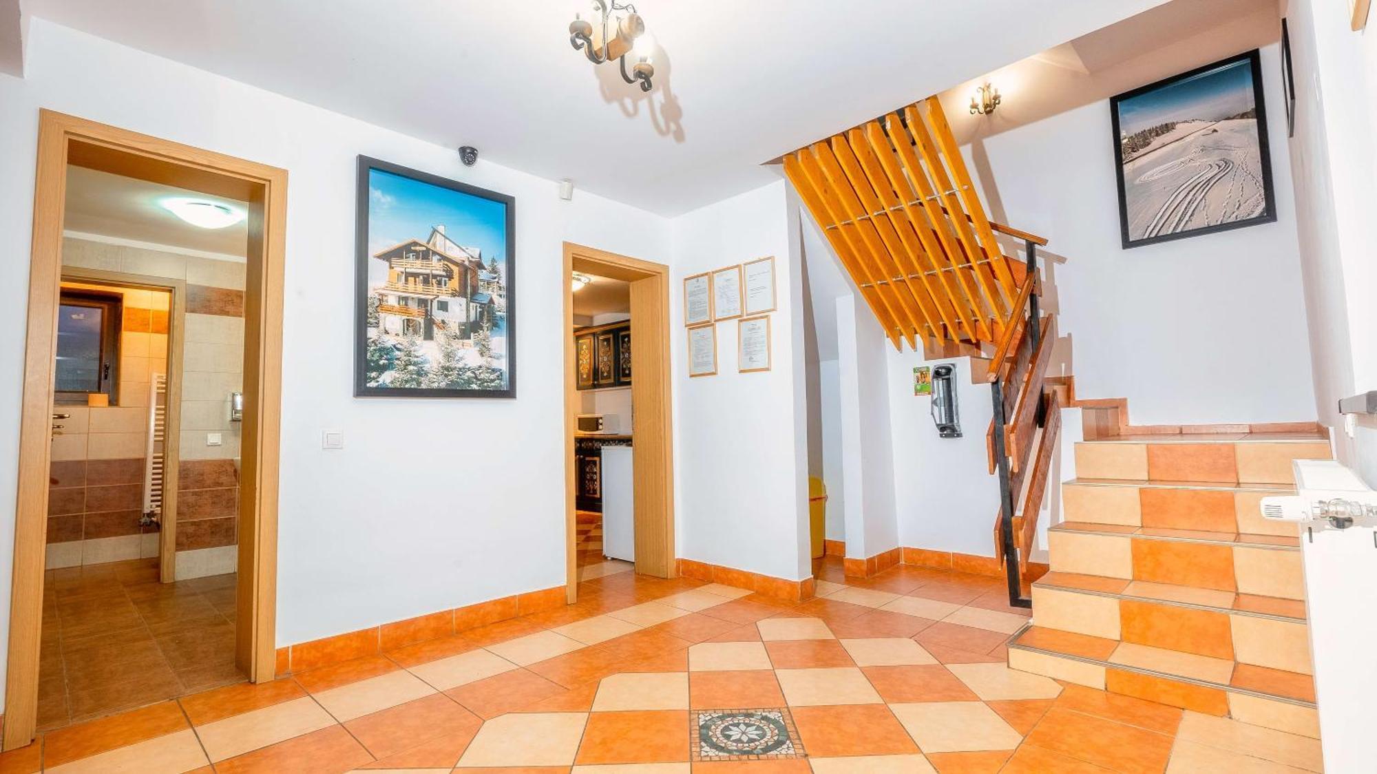 Vila Stefana Пэлтиниш Экстерьер фото